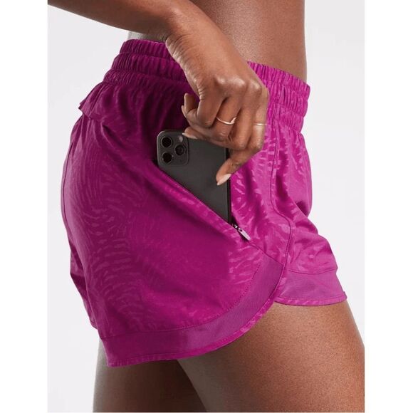 Athleta Printed Mesh Racer Run Short 4" in Fiji Magnolia Size Small - Picture 2 of 9